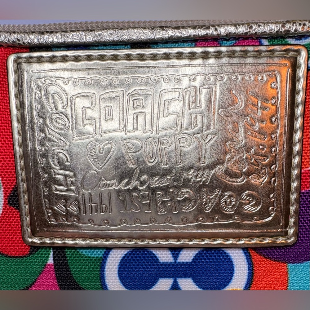 Coach Poppy Pop C Graffiti Multicolor Wristlet Metallic Gold Y2K - Picture 10 of 12